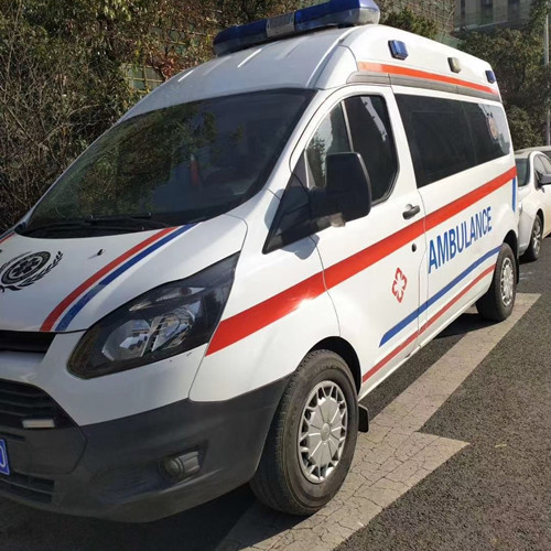 九龙品质救护车出租,为您的健康出行负责