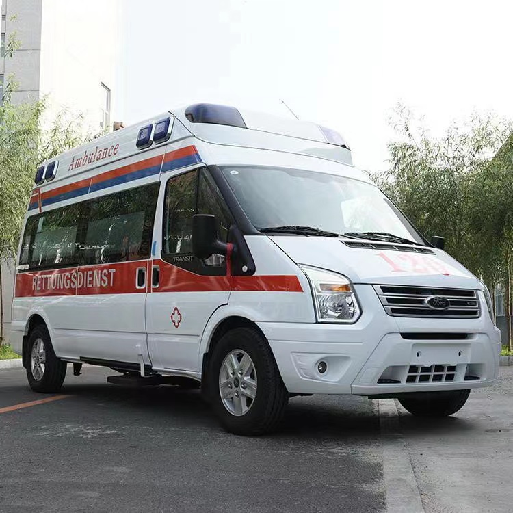 九龙行动不便者长途救护车租赁:安全转运的核心注意事项